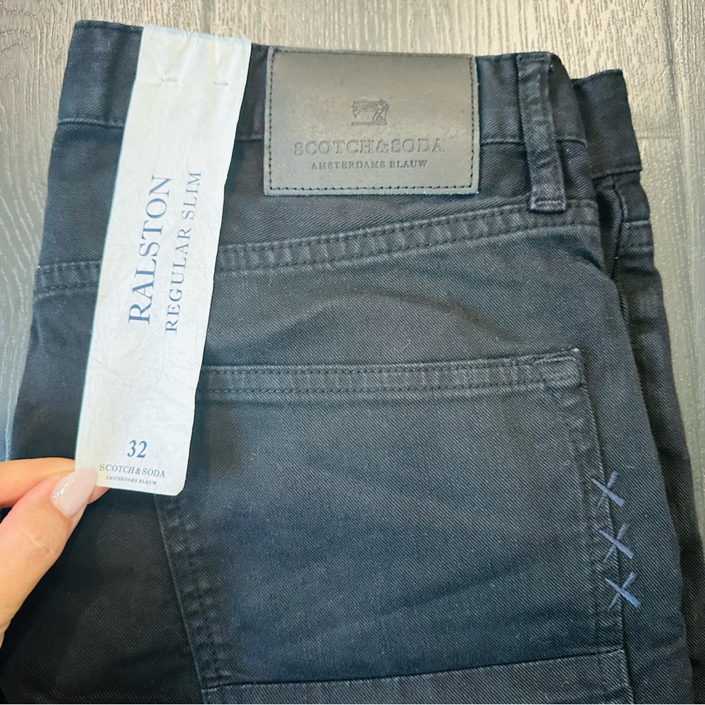 SCOTCH & SODA REGULAR SLIM FIT RALSTON SHORTS